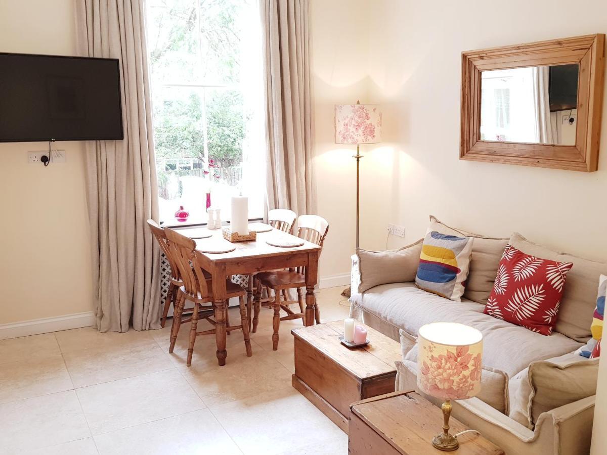 Pretty Maida Vale Studio. Cosy, Safe, Quiet. Apartamento *